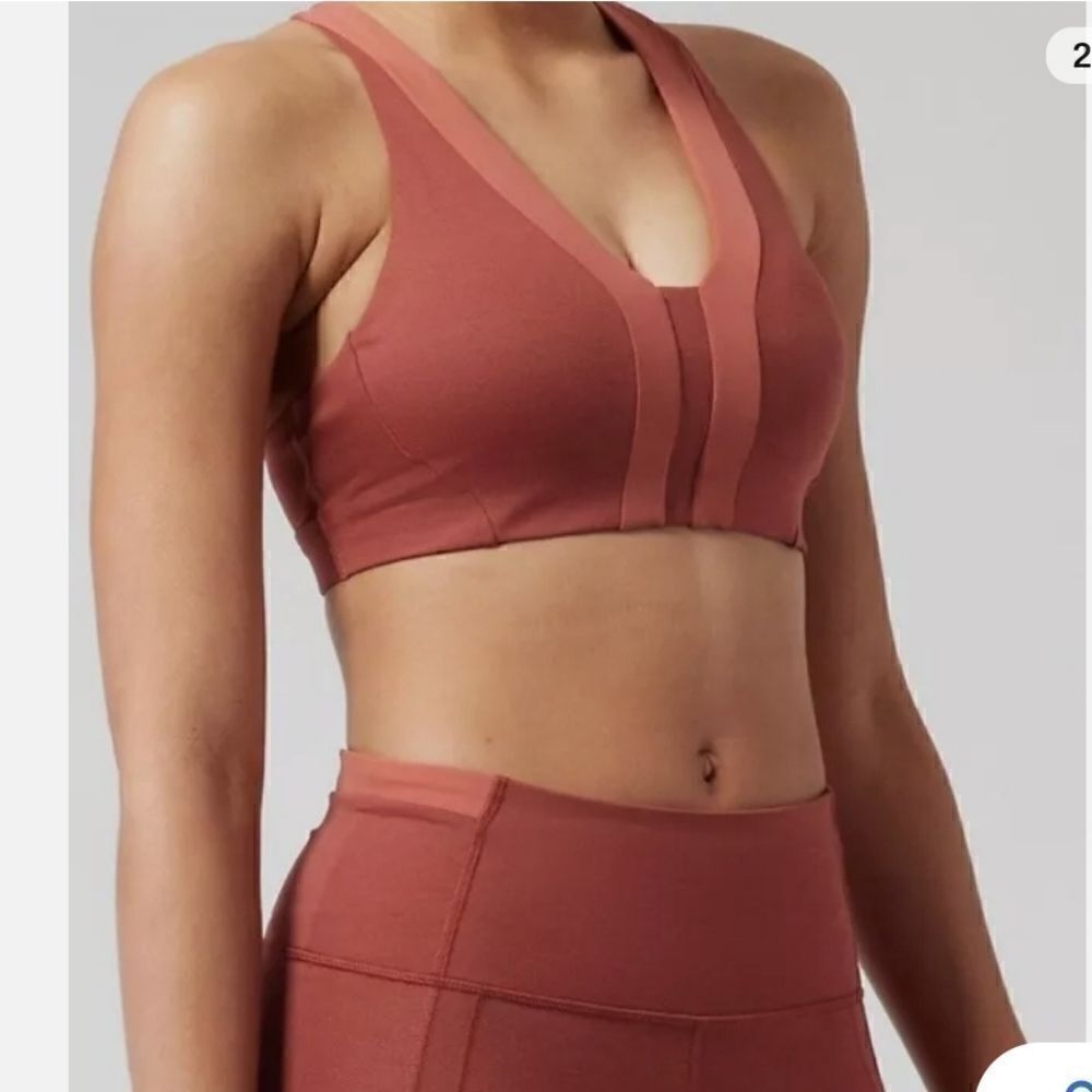 Athleta x Allyson Felix Legend V-Neck Bra medium  D-DD